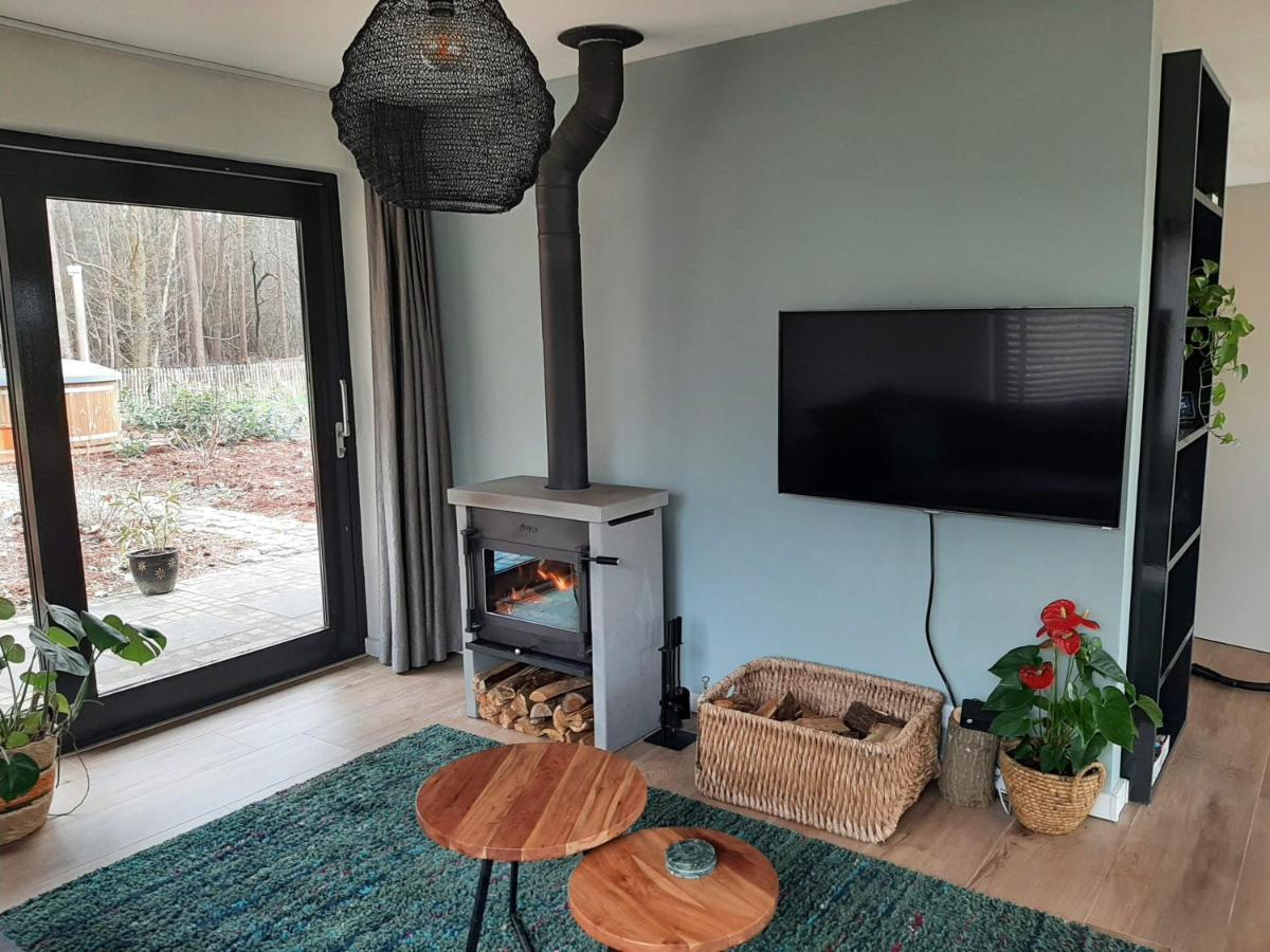 Vakantiehuis Met Hottub En Barrelsauna Ommen Kültér fotó